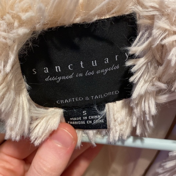 Sanctuary fluffy/plush cream coat. Women size S. - Picture 2 of 3
